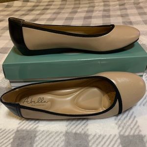 Size 10 Taupe Abella Flats